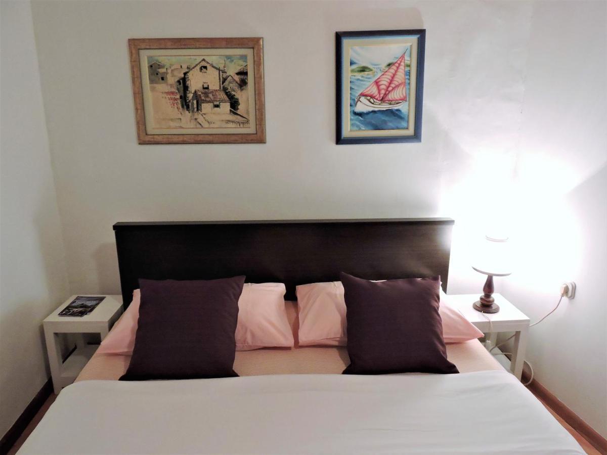Bruno Split Centre Apartment And Room Kültér fotó