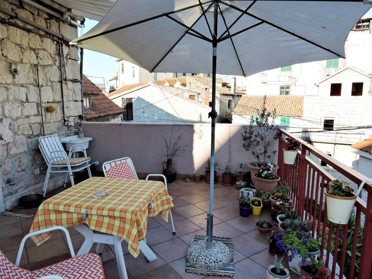 Bruno Split Centre Apartment And Room Kültér fotó